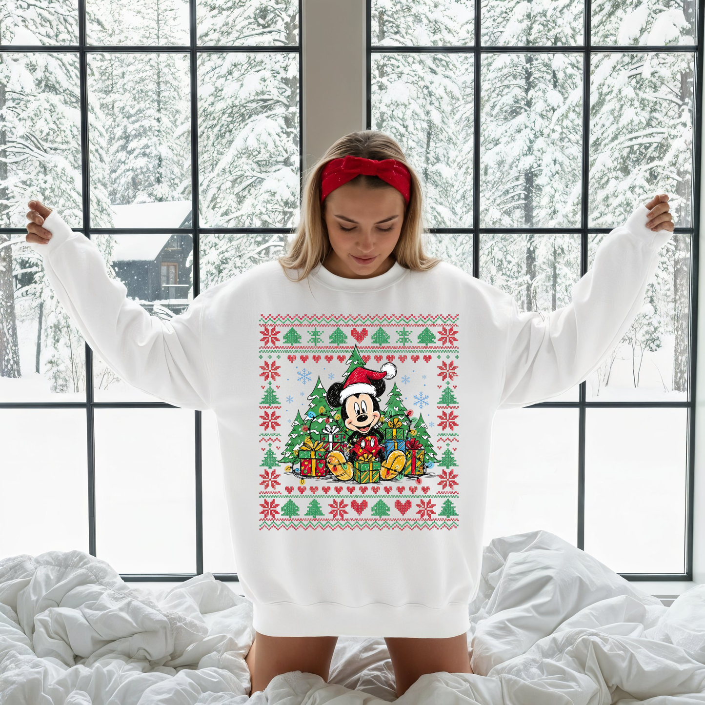 005 - Mickey Mouse Christmas - Tee-shirt - Crewneck or Hooded Sweatshirt