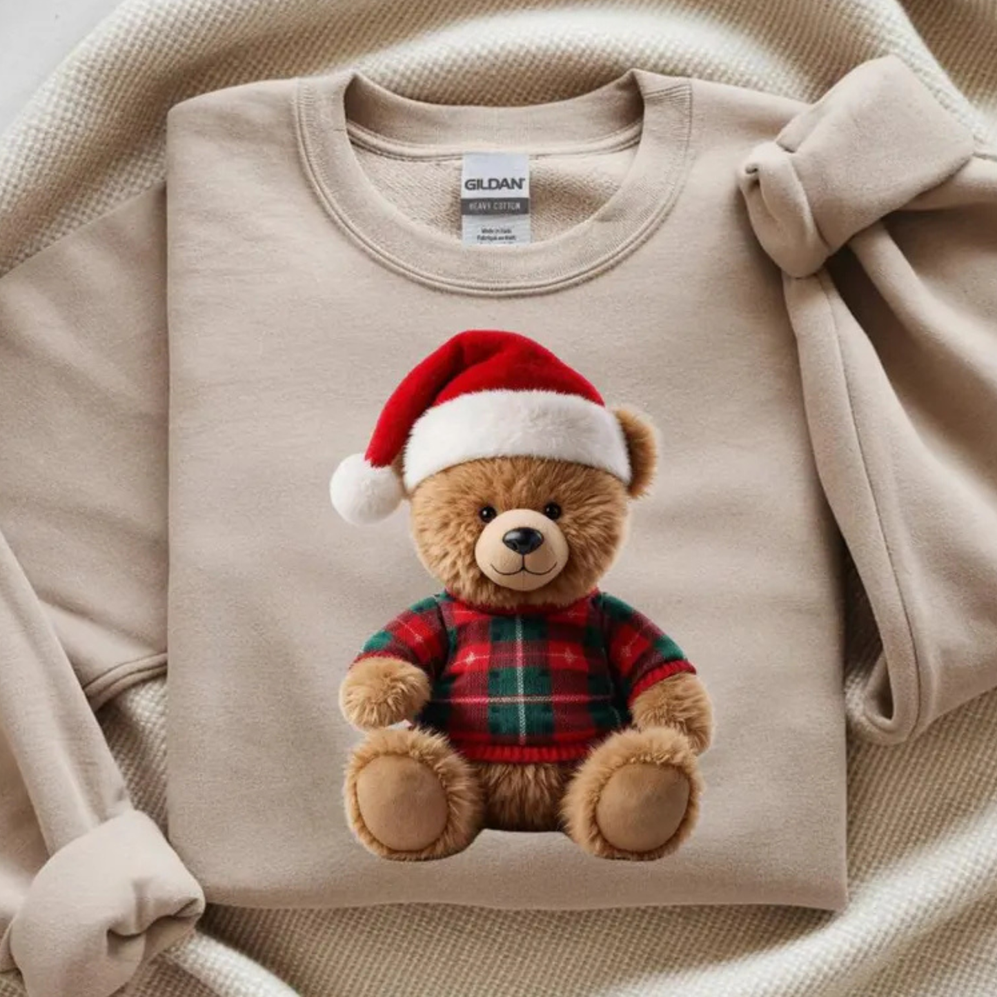 044 -Christmas Design Bear - Tee-shirt - Crewneck or Hooded Sweatshirt