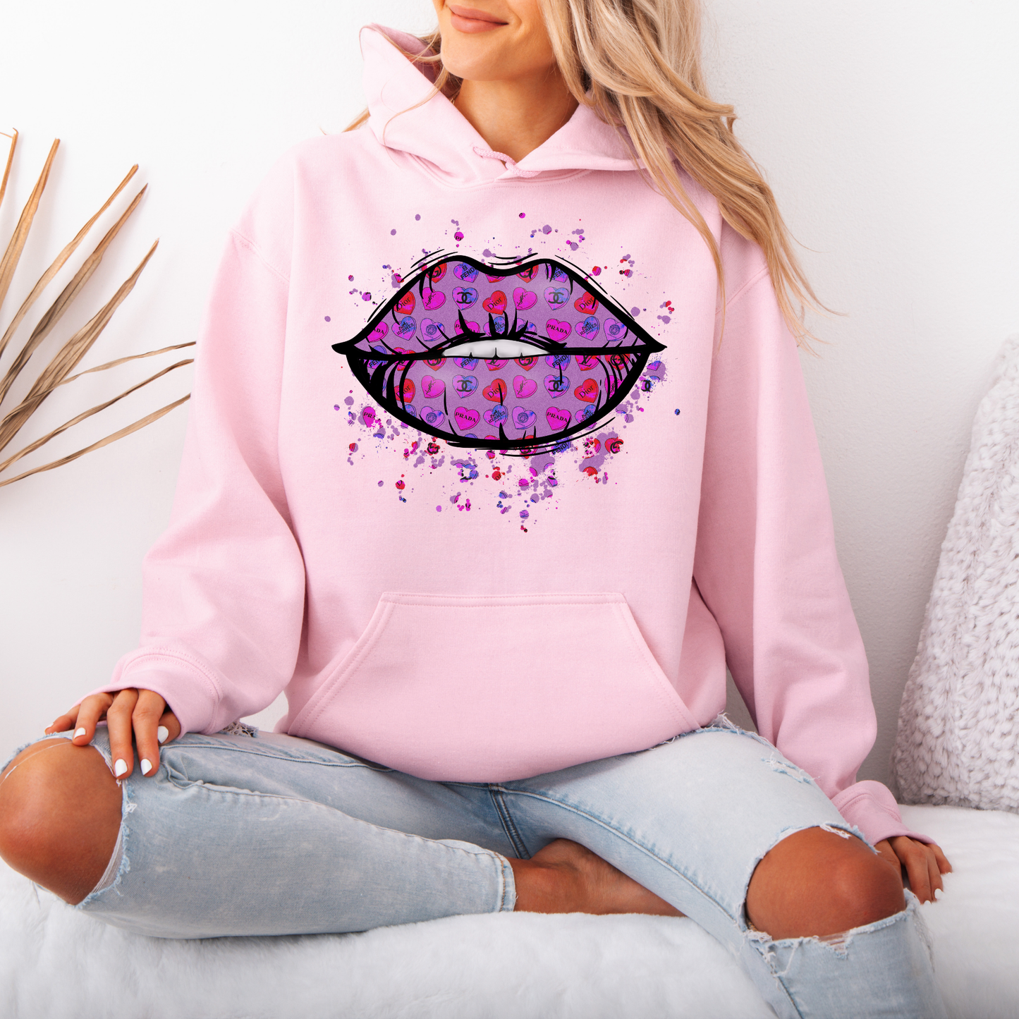 Lips - Tee-shirt - Crewneck or Hooded Sweatshirt