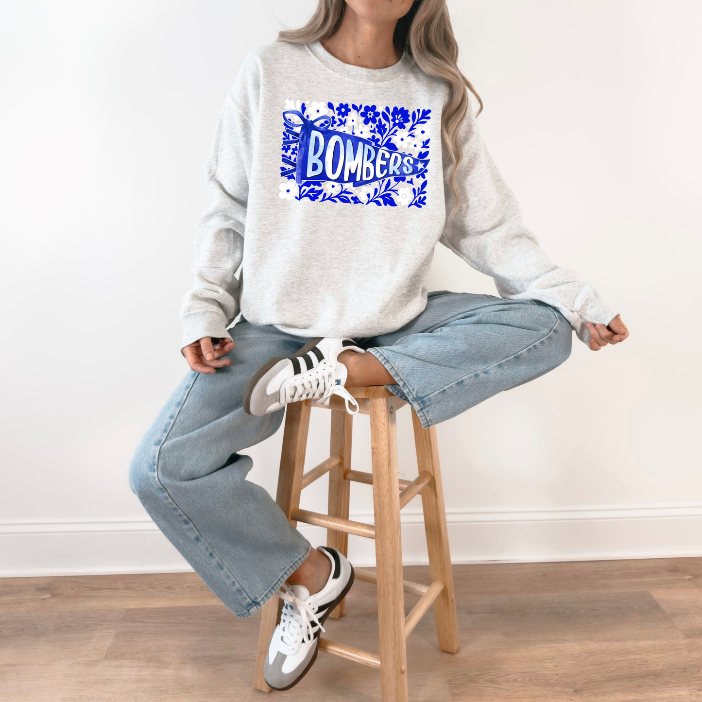 Volleyball 041 - Bombers crew Sweatshirt - Flower Banner