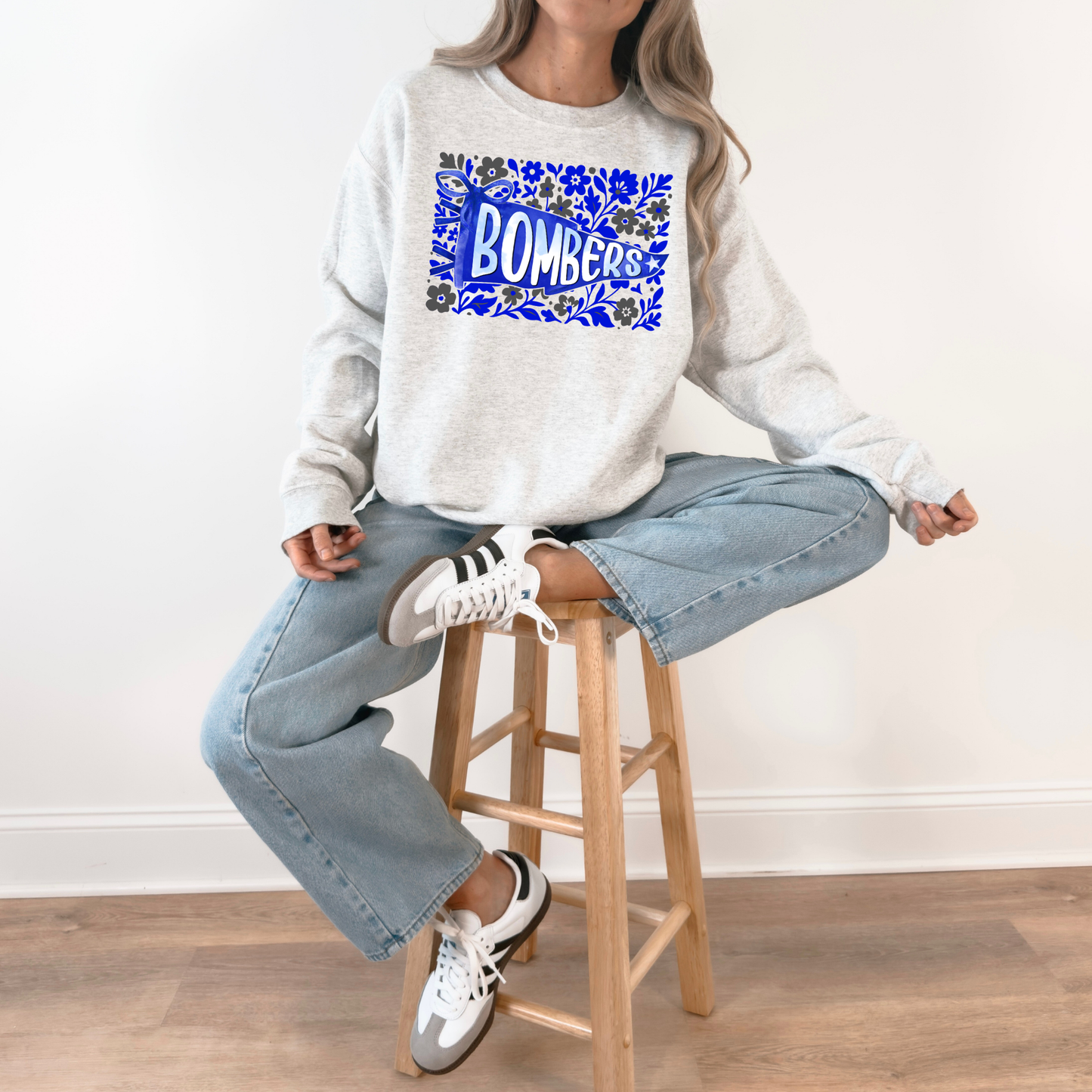 Volleyball 041 - Bombers crew Sweatshirt - Flower Banner